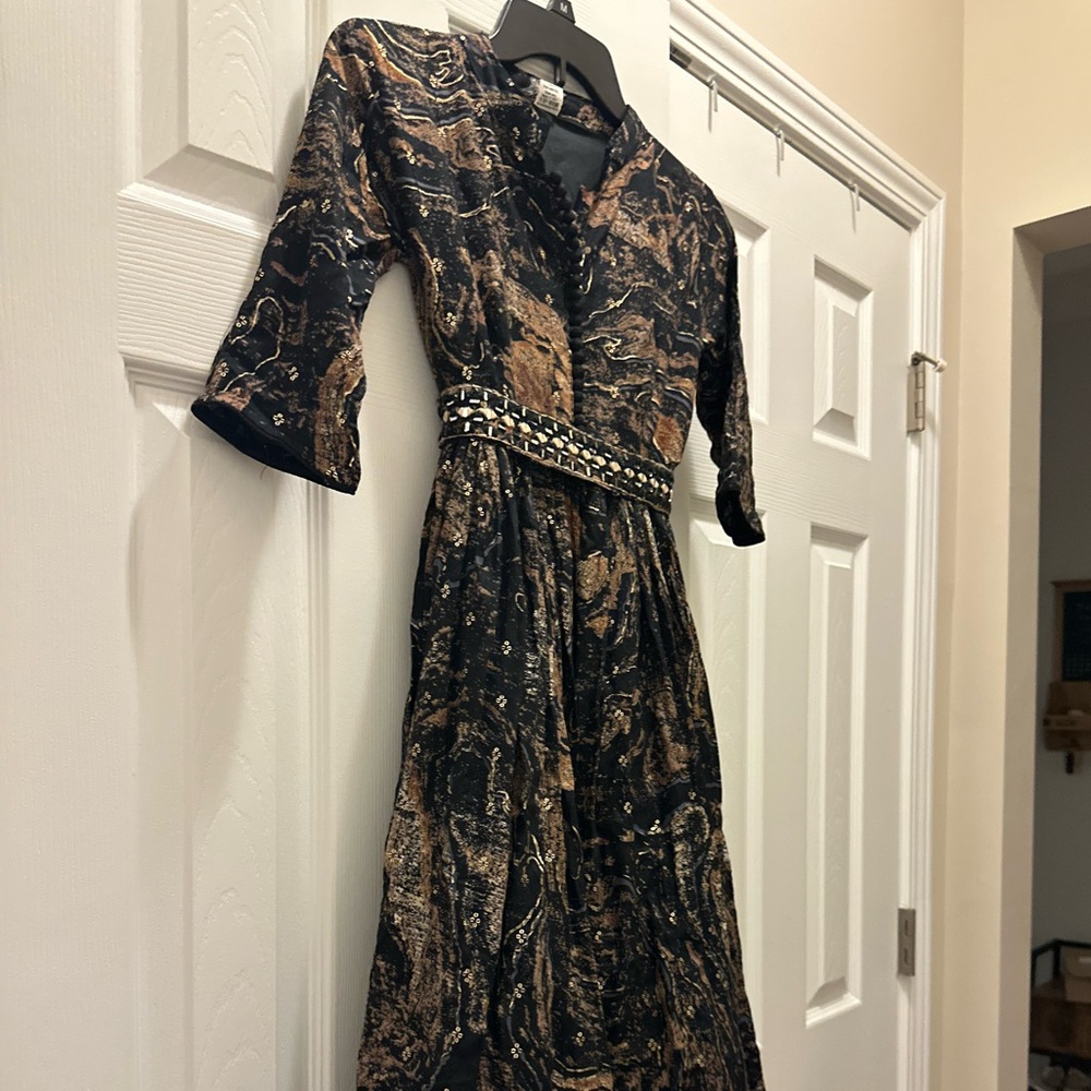 Abstract Print Black and Brown Midi Dress